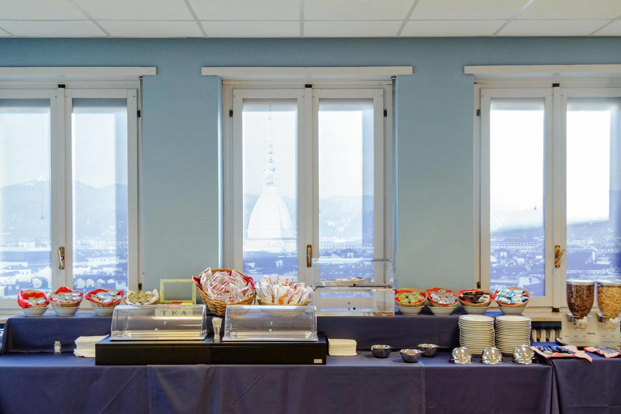 Twelve Hotel Moncalieri Restaurant photo